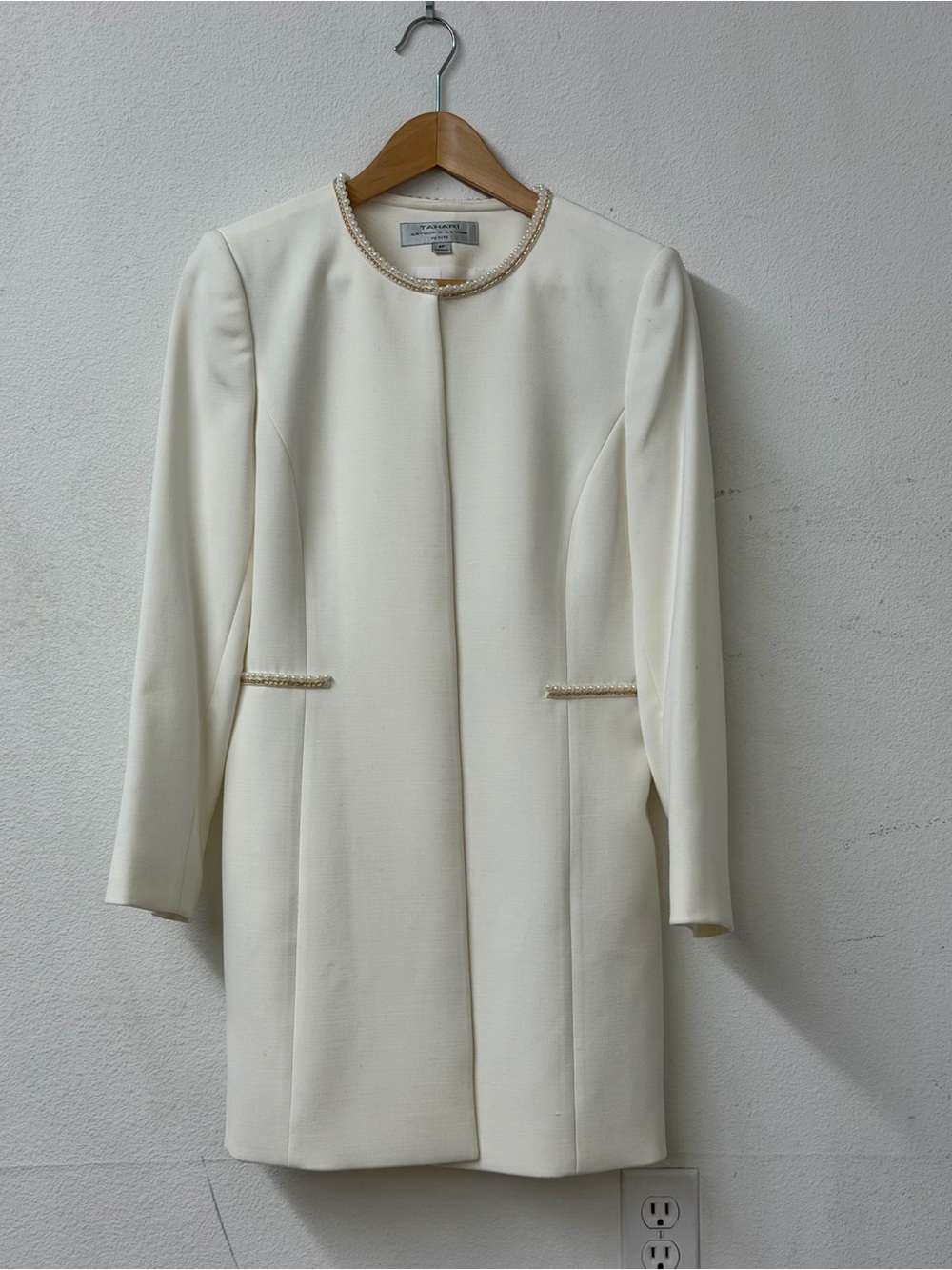 Like new Tahari ASL white evening coat